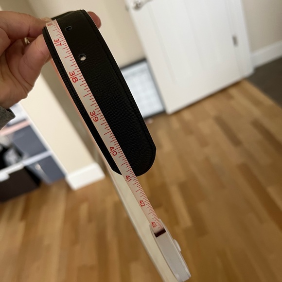 Steve Madden Woman’s Black and White Reversible Belt 41” *Worn Twice* - Picture 9 of 9